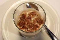  Amuse bouche: Chestnut creme with white truffle