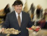  Carlo Zigante shows truffles
